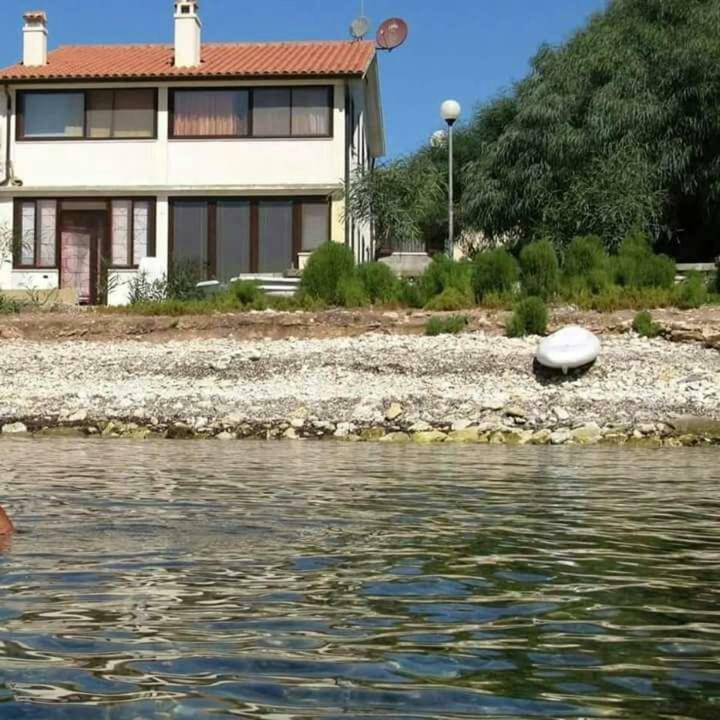 Brezza Di Mare Apartment Путцу Иду Екстериор снимка