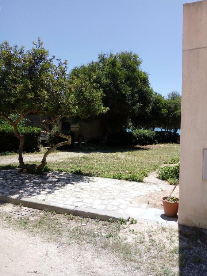 Brezza Di Mare Apartment Путцу Иду Екстериор снимка
